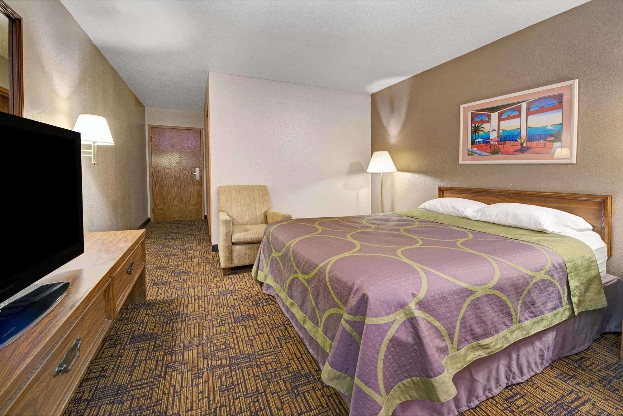 Super 8 By Wyndham Indianapolis Emerson Exteriér fotografie